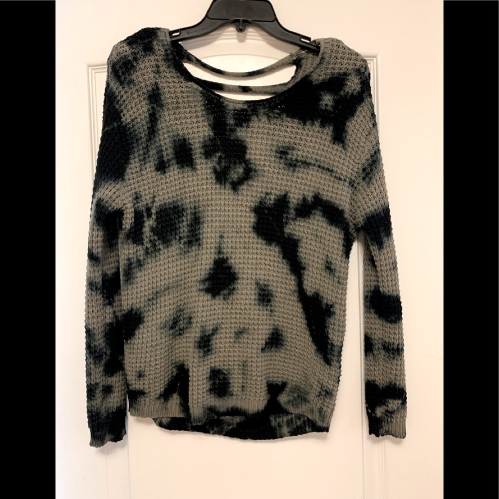 Tye dye sweater with open back detail.